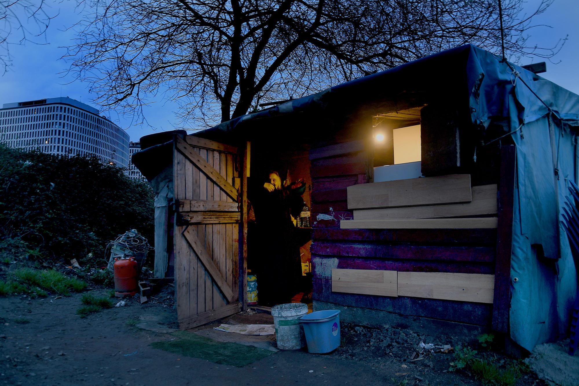 abrazo poboado xitano chabola